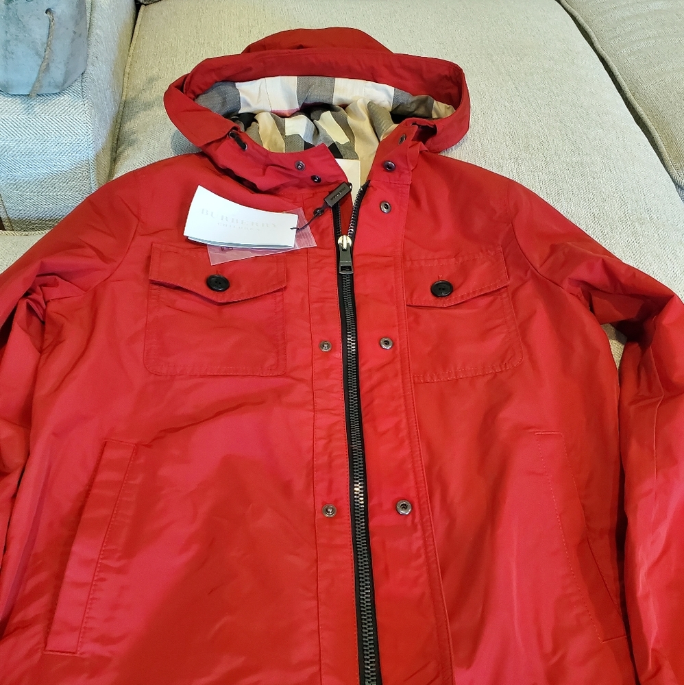 Brand new Burberry Children 14Y raincoat XXS XS - Picture 5 of 15